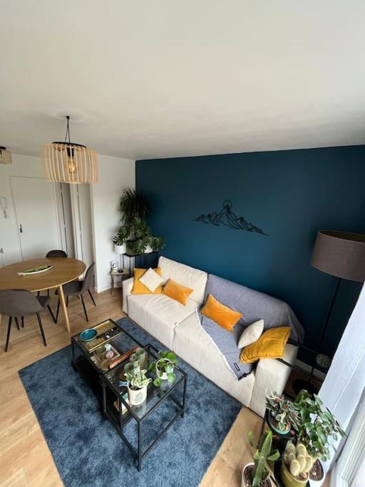Appartement Paisible T2 à Villeurbanne Extérieur photo