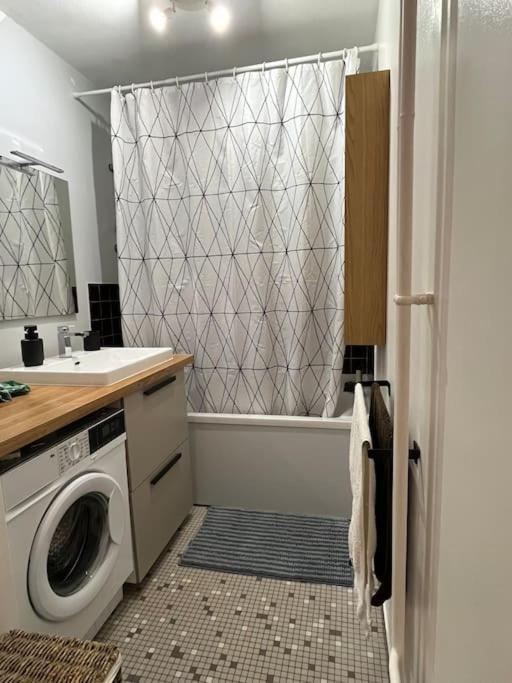 Appartement Paisible T2 à Villeurbanne Extérieur photo
