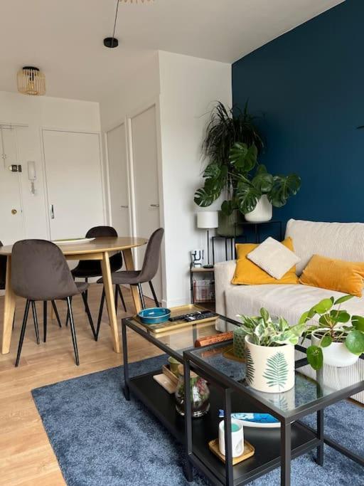 Appartement Paisible T2 à Villeurbanne Extérieur photo